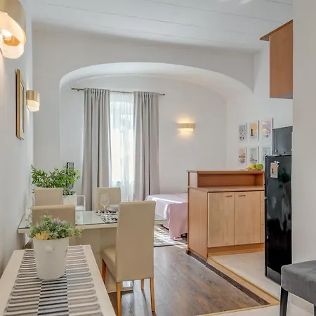 Apartment Apartment & Studio Riva Lucija By Litto *