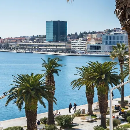 Lägenhet & Riva Lucija By Litto